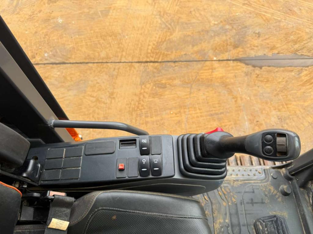 Doosan DX225LC-7 Foto 24