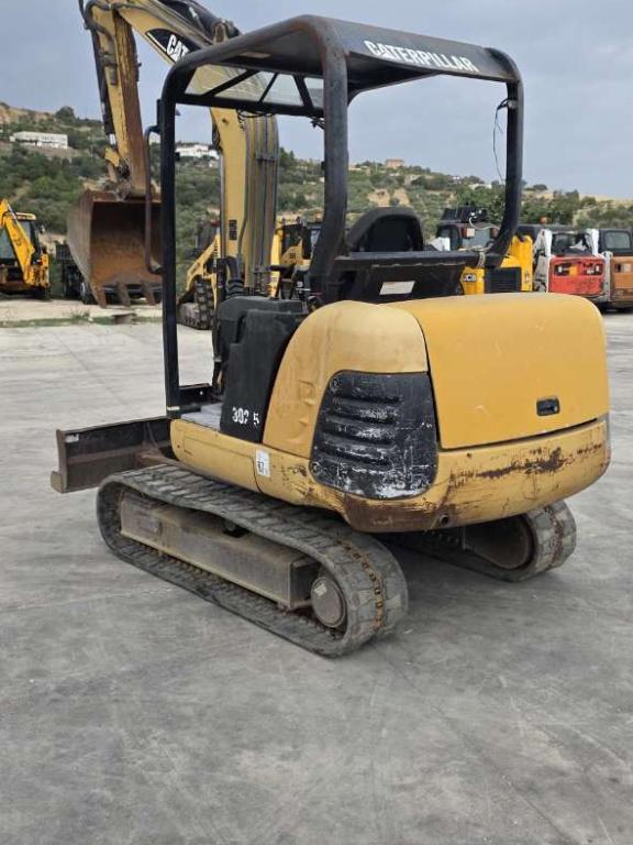 Caterpillar 302.5 Foto 4
