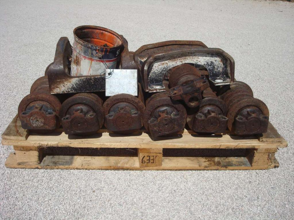 Rulli inferiori per Hitachi ZX 160 Foto 5
