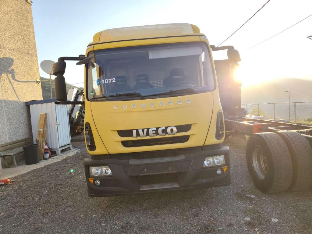 Iveco EUROCARGO CUBE 120E28P Foto 10