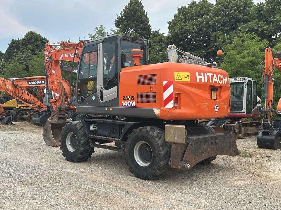 Hitachi ZX140WT-3 Foto 3