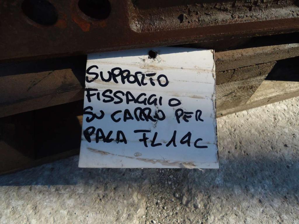 Supporto fissaggio su carro per Fiat Allis FL14C Foto 2