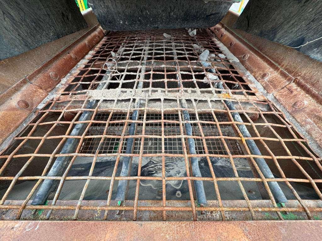 McCloskey S130 2D - TOP Condition / 3 conveyors Foto 29