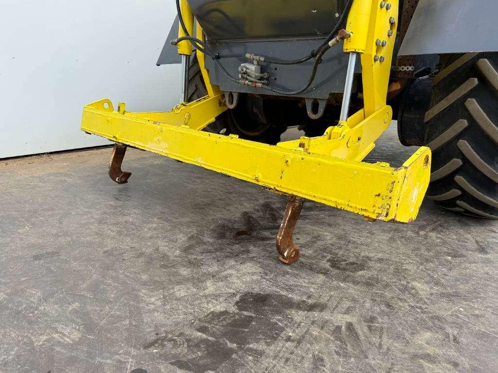 HBM - NOBAS BG160 TA-4 6x6 - Front Blade / Ripper Valve / 3.66 Foto 15