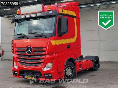 Mercedes-Benz Actros 1842 Actros 4X2 StreamSpace Mega NL-Truck 2x Tanks Hebesattel Standklima ACC Navi in vendita da BAS World B.V.