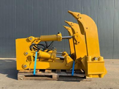 Caterpillar D8R Multi Shank Ripper in vendita da Smitma B.V.