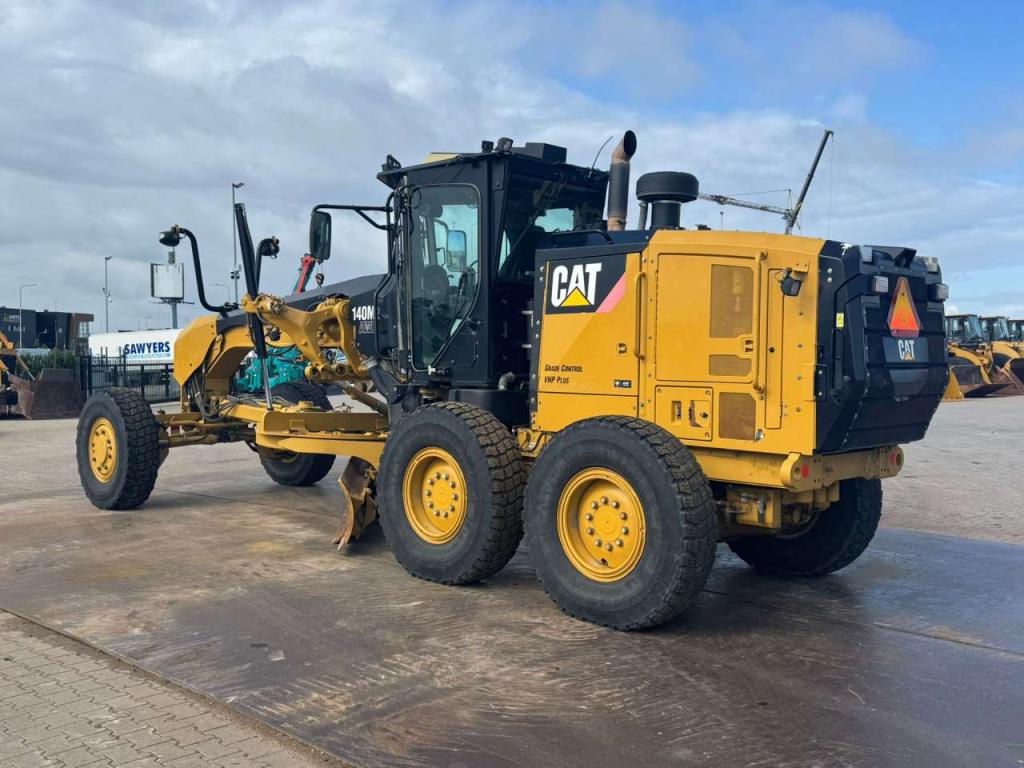 Caterpillar 140M2 AWD Foto 3