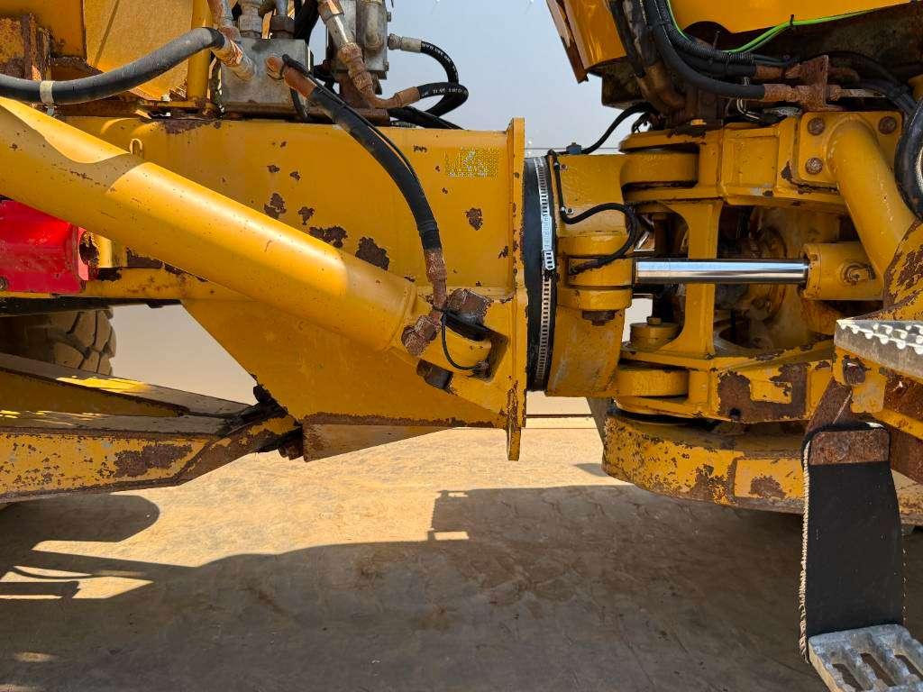 Caterpillar 725 - Automatic Greasing / Airco Foto 23