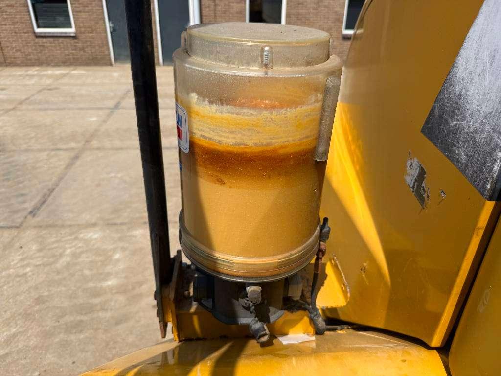 Caterpillar 725 - Automatic Greasing / Airco Foto 24