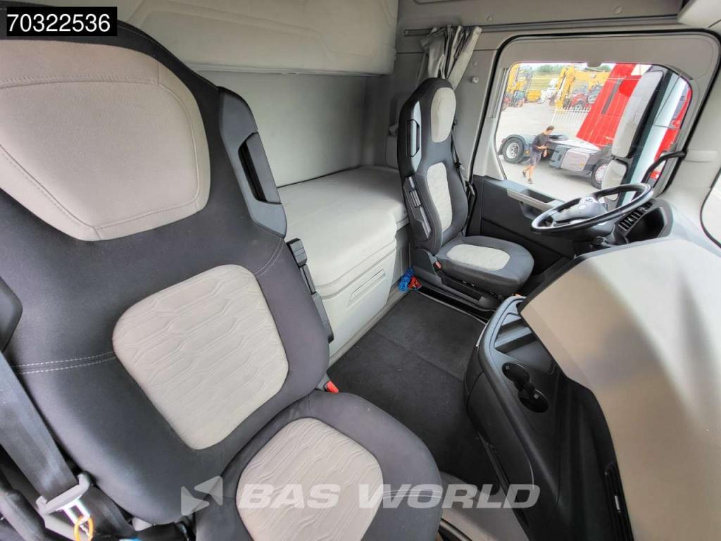 Ford F-Max 500 4X2 Retarder 2xTanks ACC Navi Standklima Foto 28