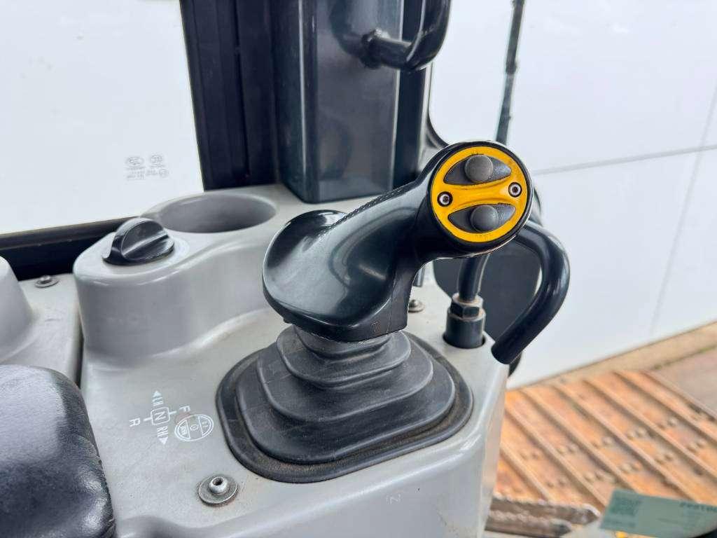 Komatsu D61PXi-24 - Folding Blade / Ripper Valve / Camera Foto 11
