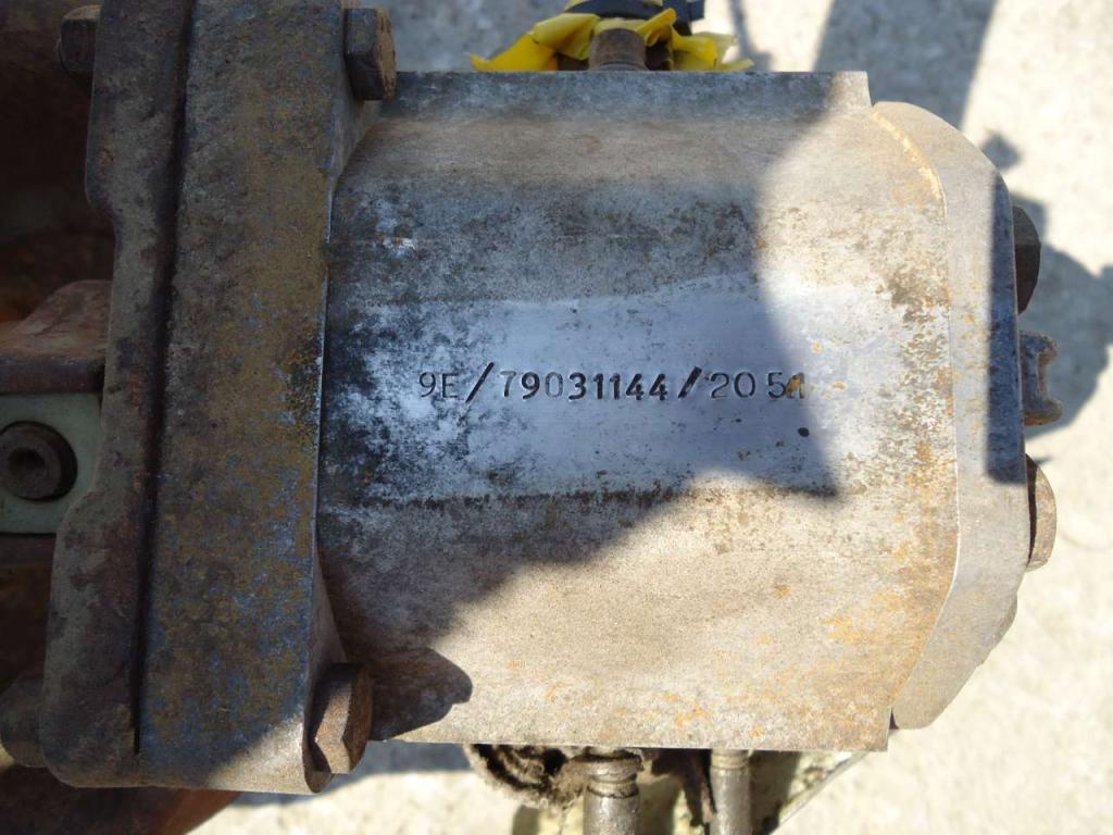 Pompa idraulica per Fiat Allis FL4M e FL4L Foto 1