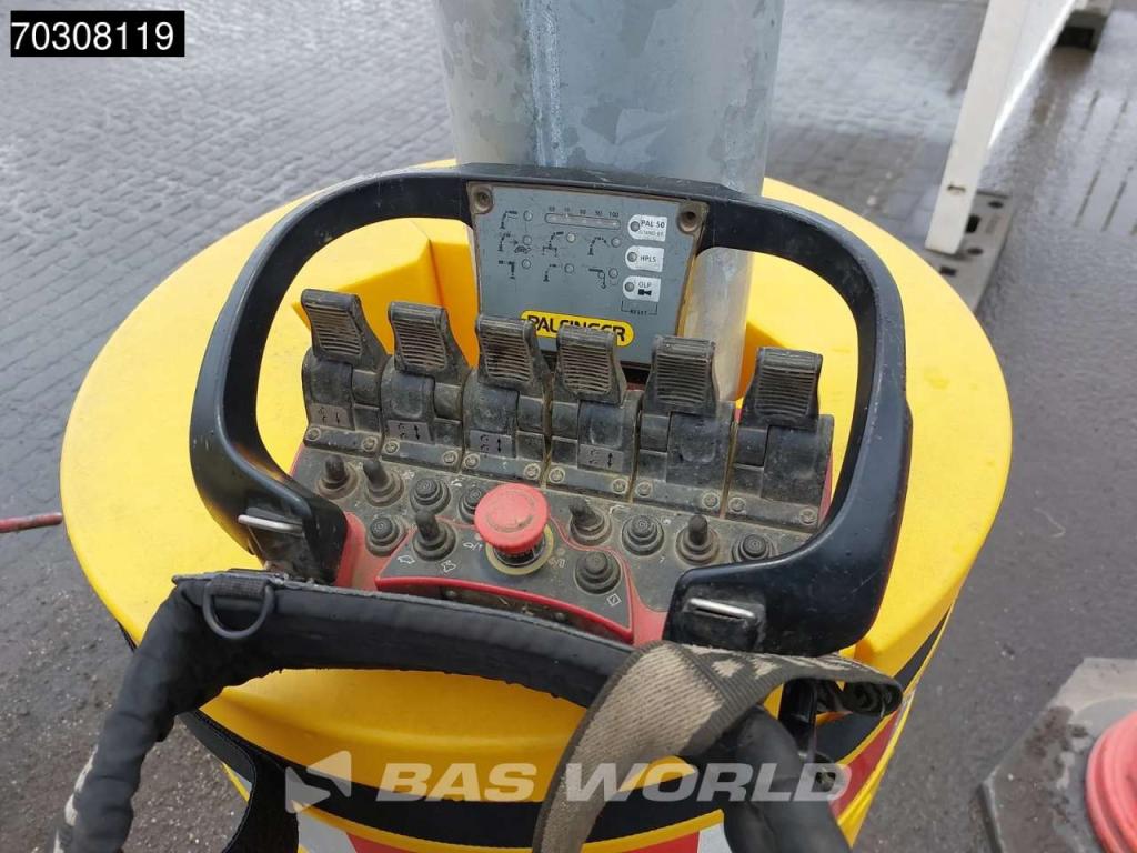 Volvo FMX 330 4X2 Palfinger 16T/M Crane Remote Euro 5 Foto 25