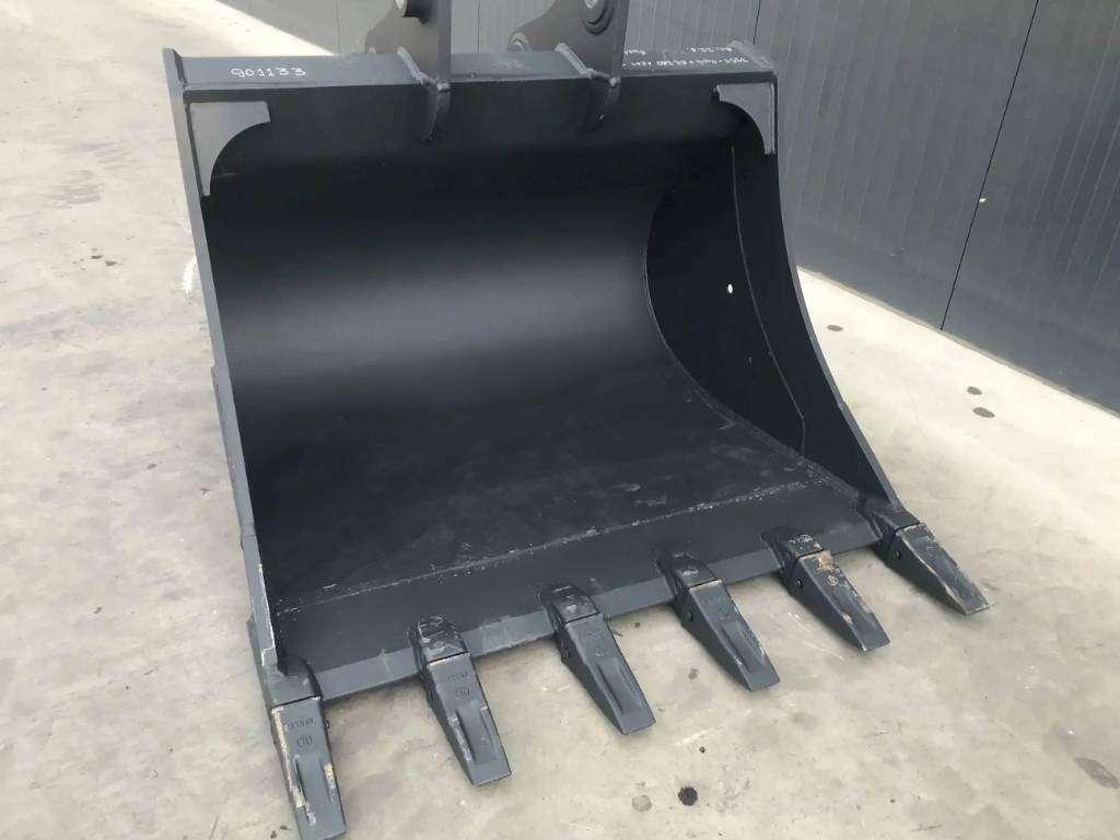 Komatsu PC228 Foto 4