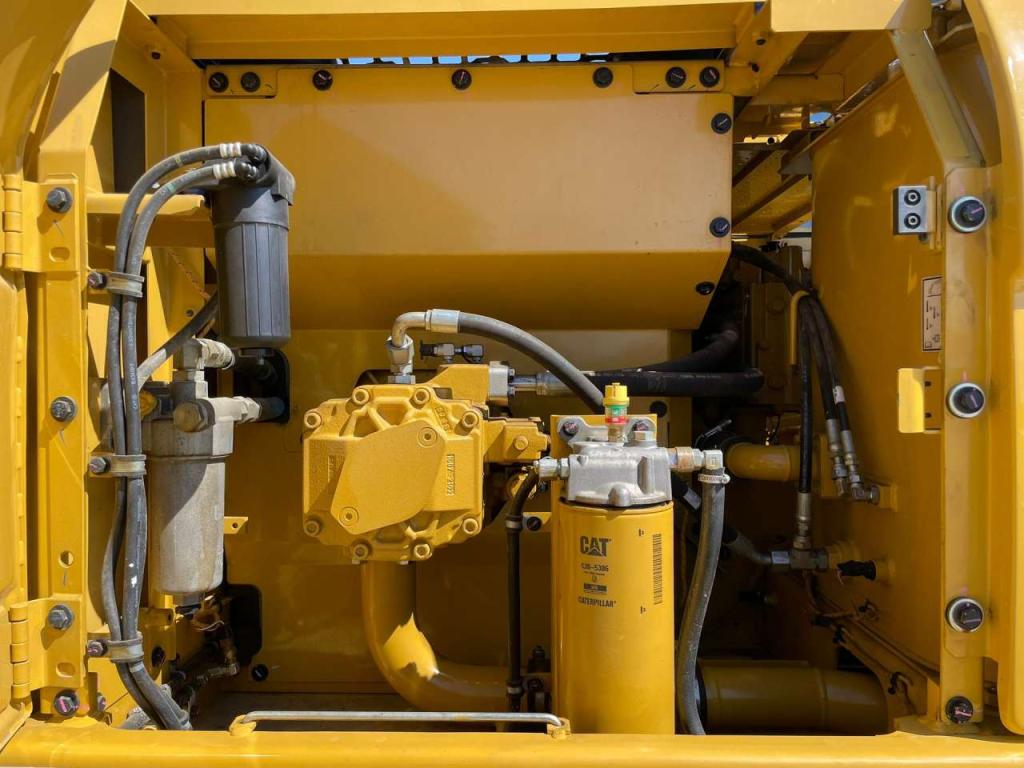 Caterpillar 323D3 Foto 29