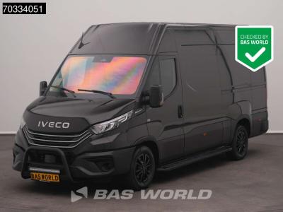 Iveco Daily 35S21 3.0L Special Edition Automaat L2H2 3,5t Trekhaak 210PK LED Navi Airco Cruise Camera Car in vendita da BAS World B.V.