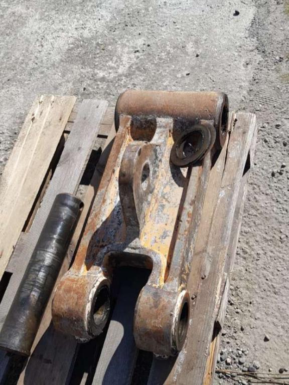 Biella e staffe richiamo benna per Case CX 290 Foto 1