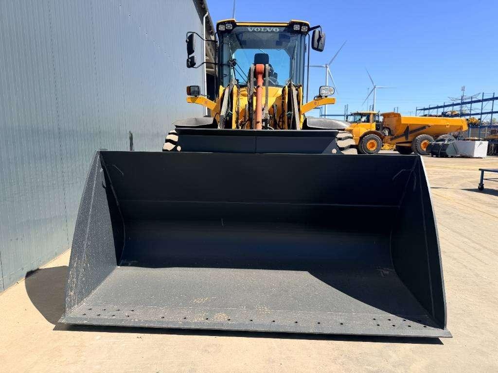 Volvo L90G Foto 18