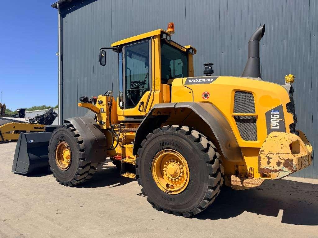 Volvo L90G Foto 2