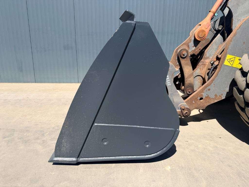 Volvo L90G Foto 24