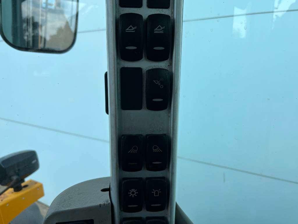 Volvo L90H - 3th Function + Quick Coupler Foto 13