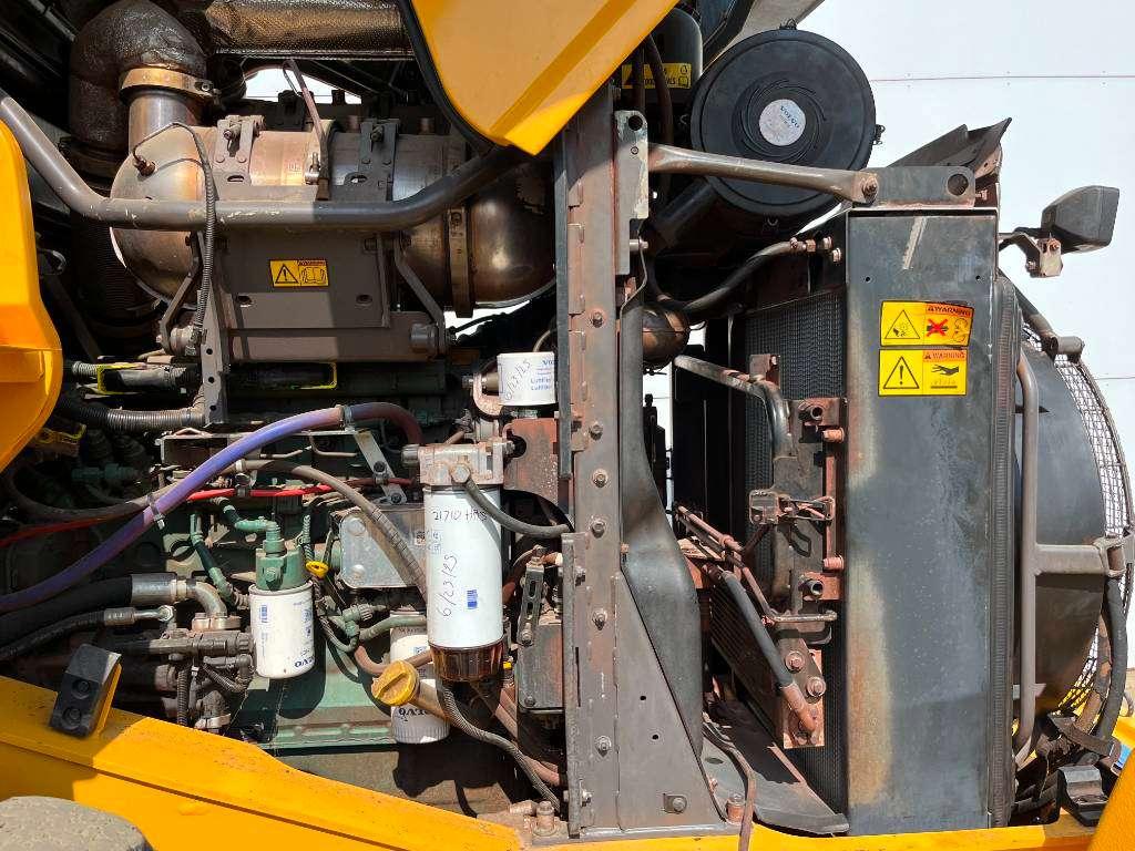 Volvo L90H - 3th Function + Quick Coupler Foto 25