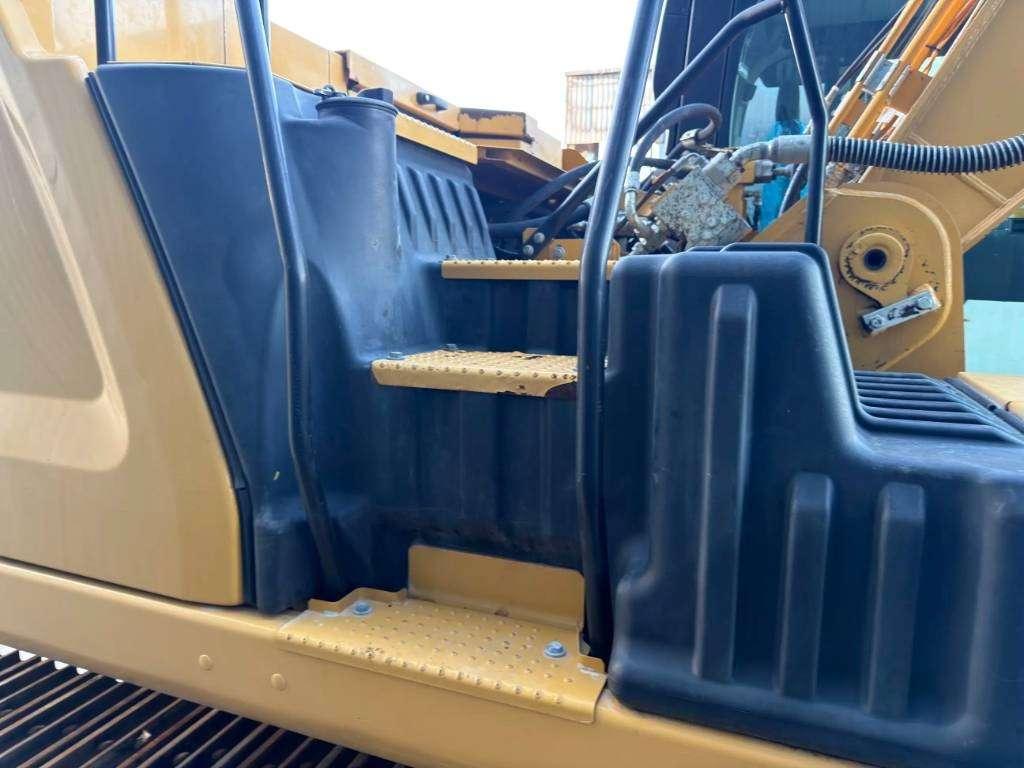 Caterpillar 330 07B Foto 18