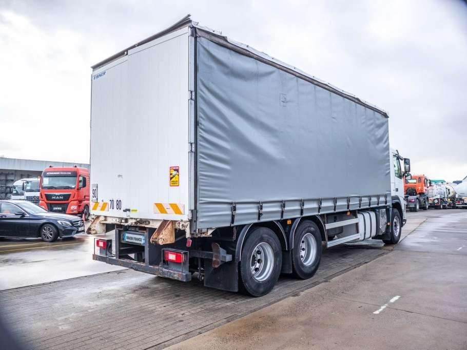 Volvo FM 330-6x2-E5+10 pneus/tires+intarder Foto 3