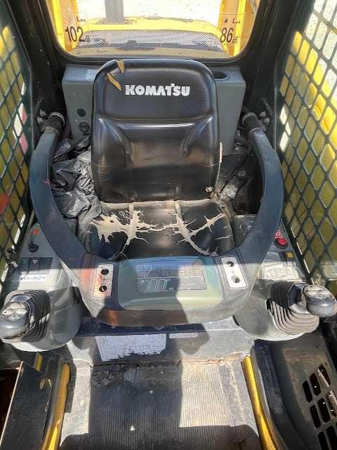 Komatsu SK1020 Foto 9