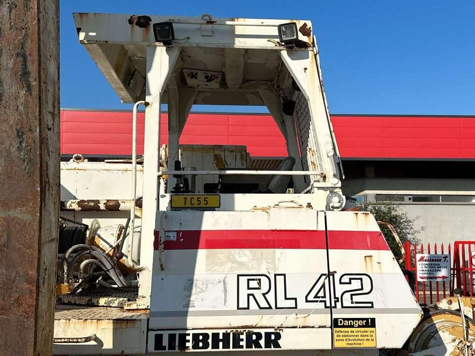 Liebherr RL42B Foto 6