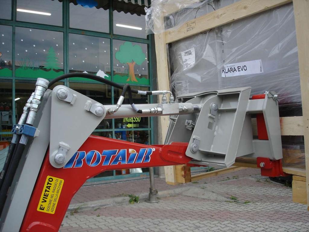 Rotair R70 PLUS CON BRACCIO MULTIFUNZIONE E FORCHE PALLET - MULETTO Foto 11