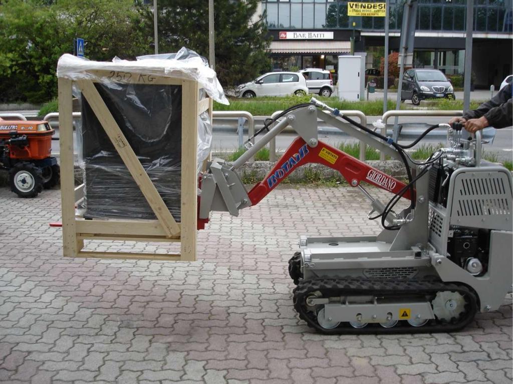 Rotair R70 PLUS CON BRACCIO MULTIFUNZIONE E FORCHE PALLET - MULETTO Foto 13