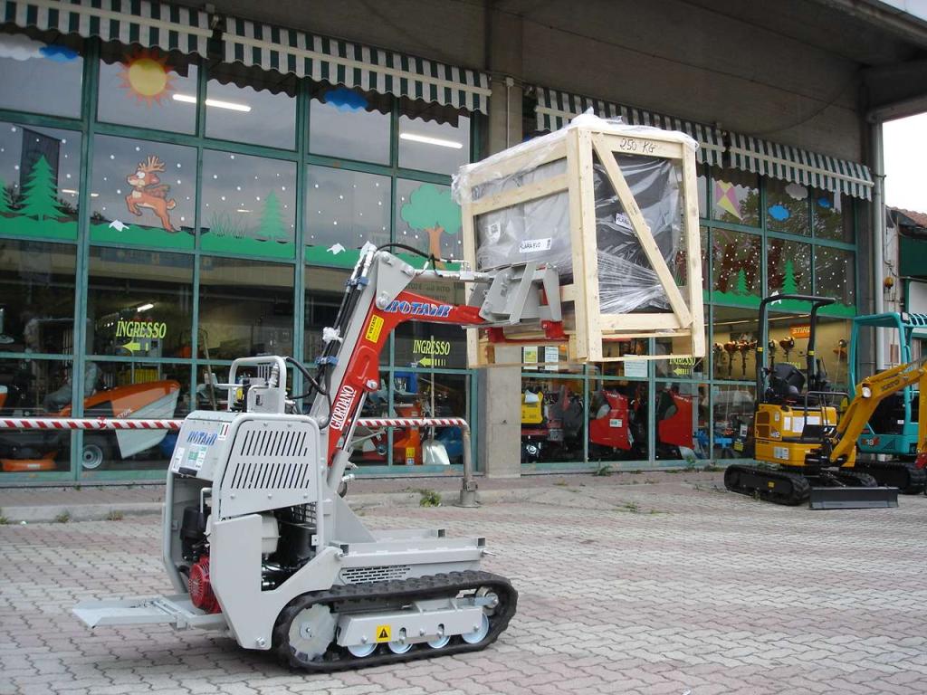 Rotair R70 PLUS CON BRACCIO MULTIFUNZIONE E FORCHE PALLET - MULETTO Foto 2