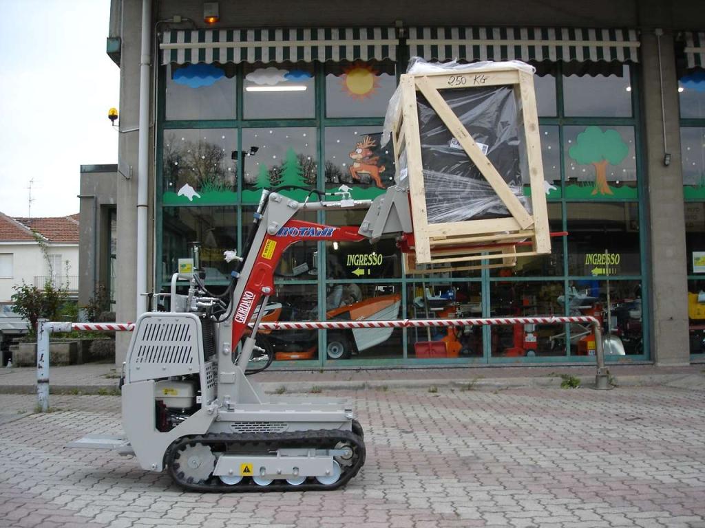 Rotair R70 PLUS CON BRACCIO MULTIFUNZIONE E FORCHE PALLET - MULETTO Foto 6