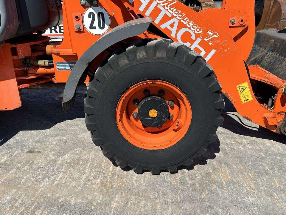 Hitachi ZW65 Foto 6