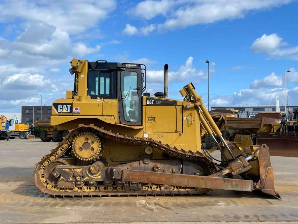 Caterpillar D6TLGP Foto 6