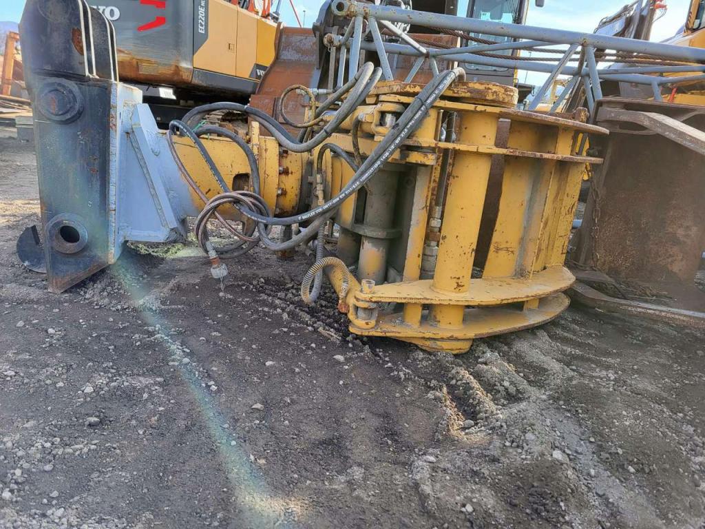 S2 for 25-35 ton excavators Pinza selezionatrice Foto 5
