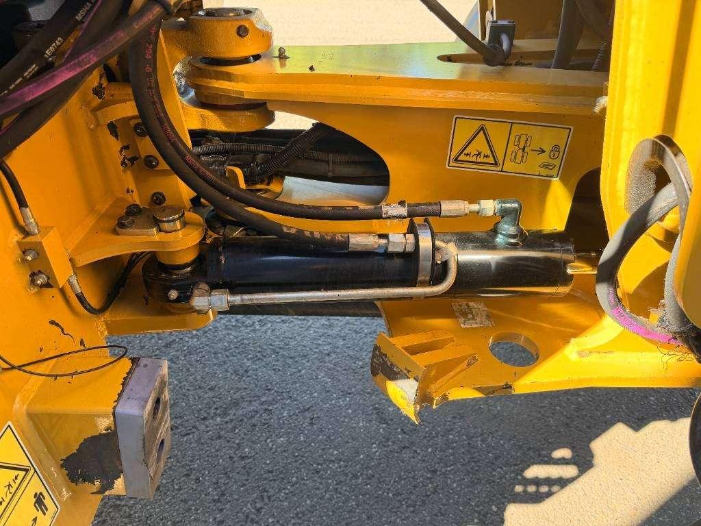 Caterpillar 908M | NEW TYRES Foto 17