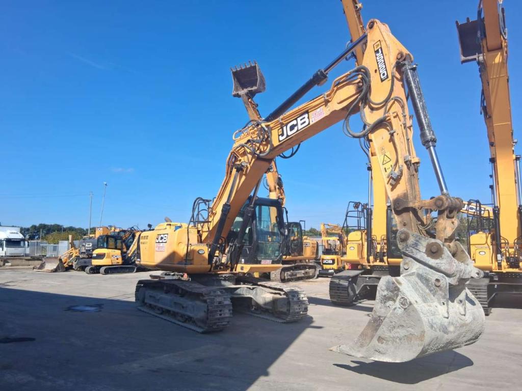 JCB JS 220 Foto 10