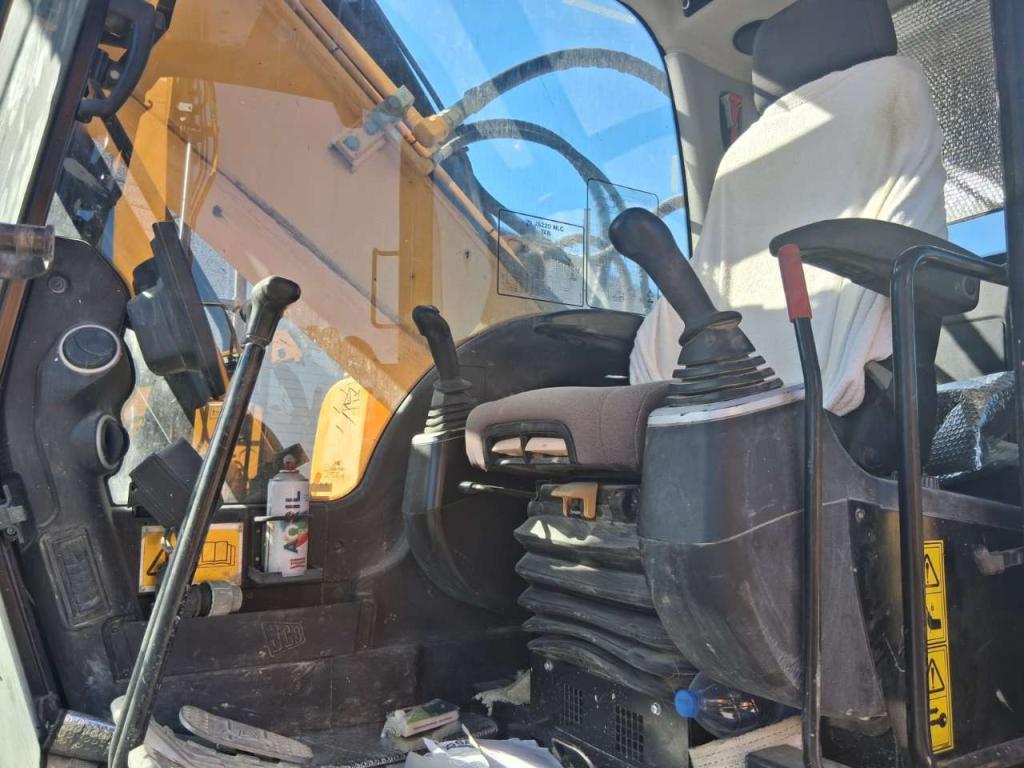 JCB JS 220 Foto 8
