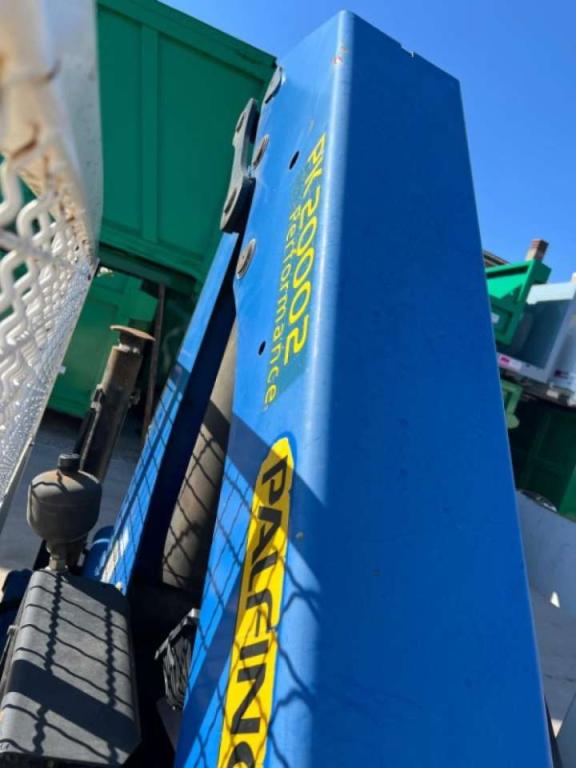 CONTAINER SCARRABILE A PIANALE CON SPONDE E GRU Foto 8