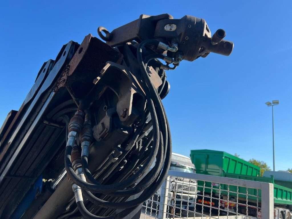 CONTAINER SCARRABILE A PIANALE CON SPONDE E GRU Foto 9