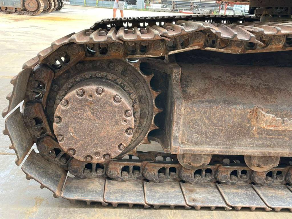 Hitachi ZX210LC-6 Foto 15