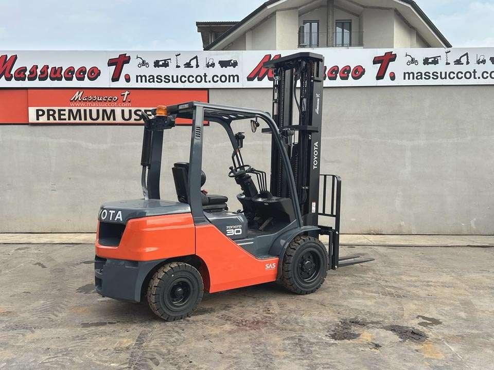 Toyota 52-8FDF30 Foto 19