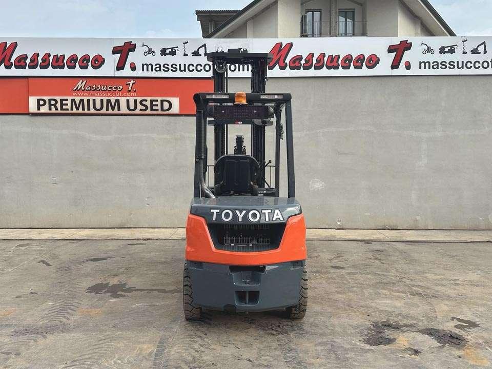 Toyota 52-8FDF30 Foto 20