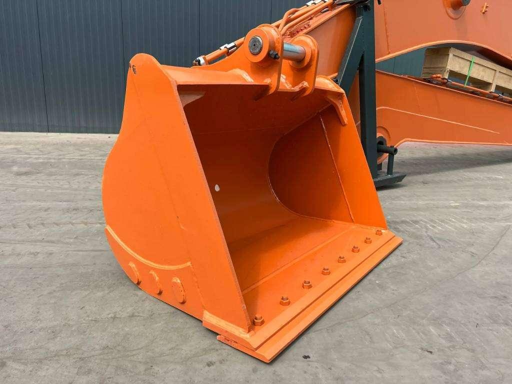Braccio long reach per Hitachi ZX210 18m Set Foto 10