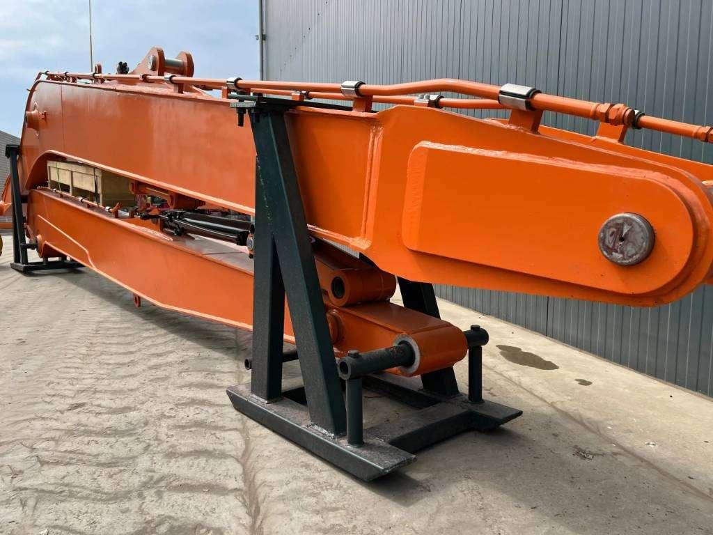 Braccio long reach per Hitachi ZX210 18m Set Foto 9