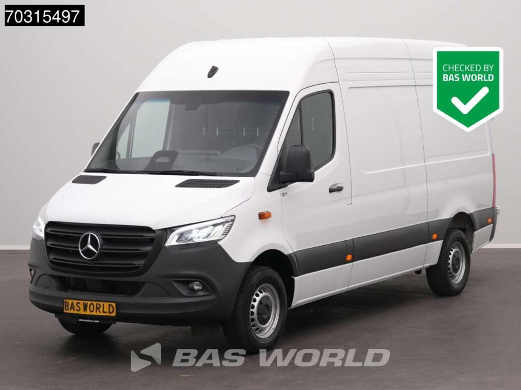 Mercedes-Benz Sprinter 317 CDI Nieuw Model Automaat 170PK L2H2 LED Navi Airco Cruise Camera Parkeersensoren 10inc Foto 1