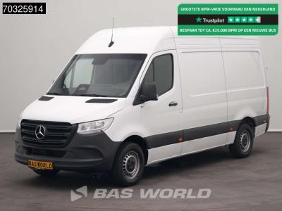 Mercedes-Benz Sprinter 317 CDI L2H2 Navi Airco Cruise Camera 10inch MBUX CarPlay Parkeersensoren v+a Euro6 L2 Air in vendita da BAS World B.V.