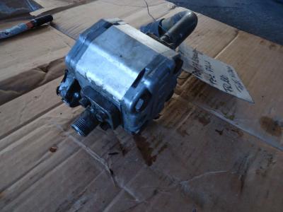 Pompa idraulica servocomandi per Fiat Hitachi FR220 in vendita da OLM 90 Srl